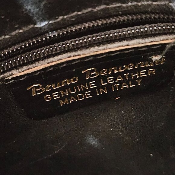 Vintage Bruno Benvenuti Italian Leather Crossbody Bag With Embossed Design - Picture 4 of 15